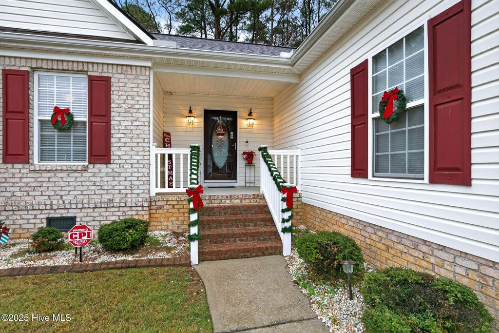 Photo of 2712 Winding Ridge Drive W, Wilson, NC 27893 (MLS # 100544408)