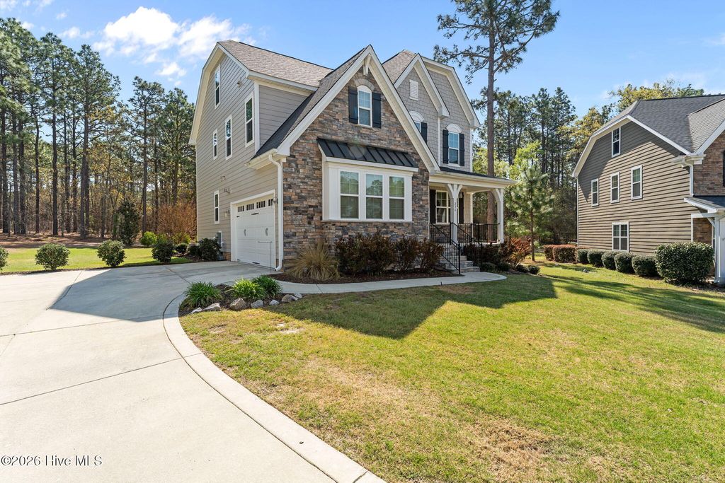 Photo of 236 Claret Court, Southern Pines, NC 28387 (MLS # 100564346)