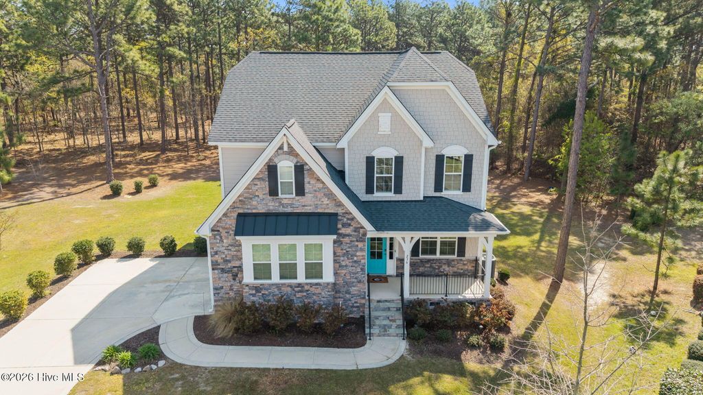 Photo of 236 Claret Court, Southern Pines, NC 28387 (MLS # 100564346)