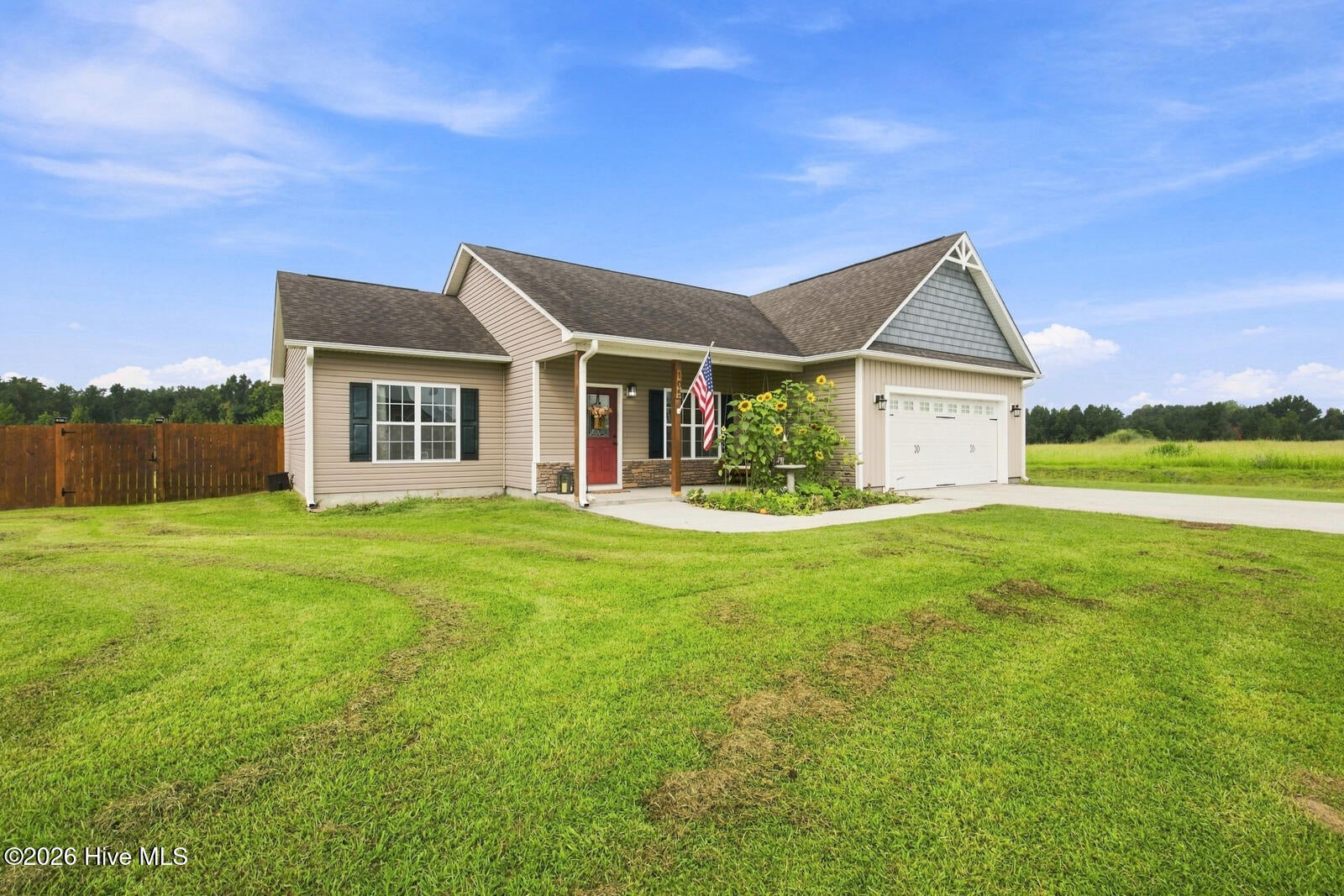 105 Mingo Drive