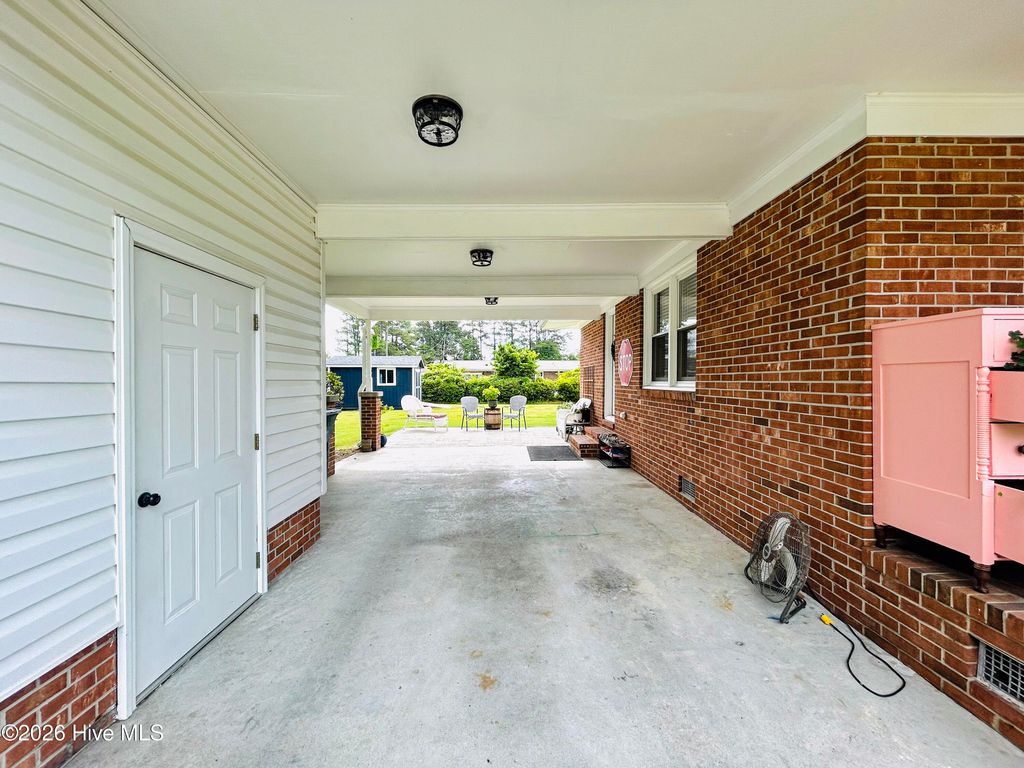 Photo of 1014 Schall Place, Jacksonville, NC (MLS # 100572779)