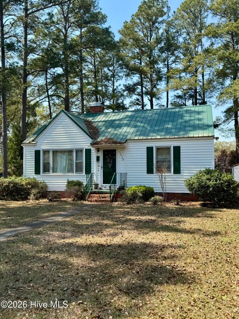 Homes For Sale - 1015 Elizabeth Drive<br/> Laurinburg, NC 28352