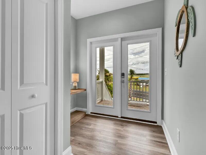 822 S Topsail Drive A