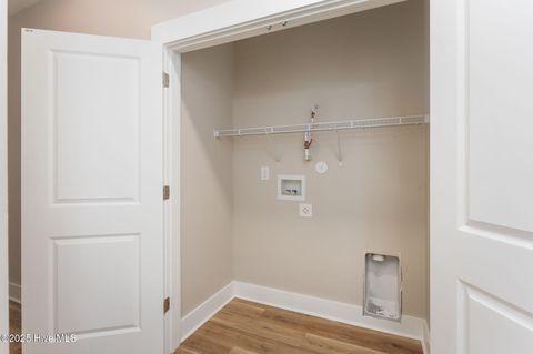 Tiny photo for 325 N Dyson Street, Holly Ridge, NC 28445 (MLS # 100546567)