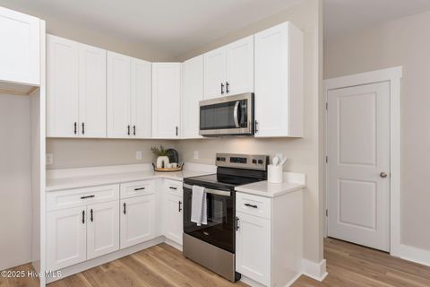 Tiny photo for 325 N Dyson Street, Holly Ridge, NC 28445 (MLS # 100546567)