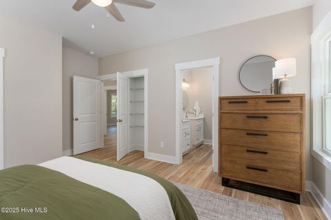 Tiny photo for 325 N Dyson Street, Holly Ridge, NC 28445 (MLS # 100546567)