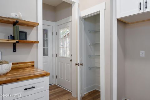 Tiny photo for 325 N Dyson Street, Holly Ridge, NC 28445 (MLS # 100546567)