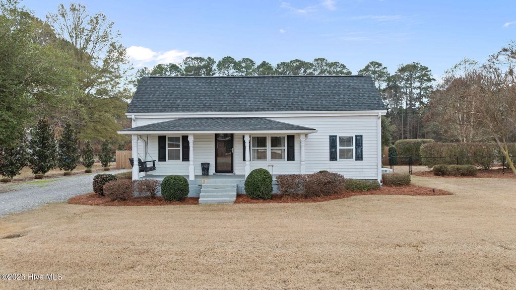 Photo of 165 Stoney Hill Road, Goldsboro, NC 27530 (MLS # 100545461)