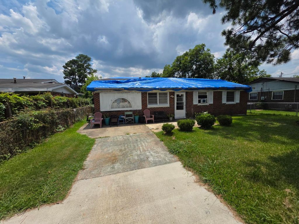 Photo of 406 E Espinosa Street, Augusta, GA 30901 (MLS # 553324)