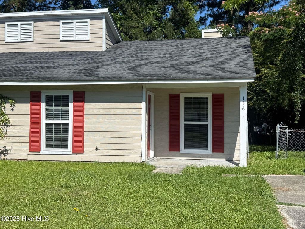 Photo of 136 Village Court, Jacksonville, NC 28546 (MLS # 100579122)