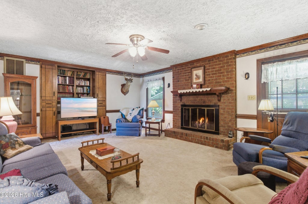Photo of 103 Quartre Circle, New Bern, NC 28560 (MLS # 100579326)