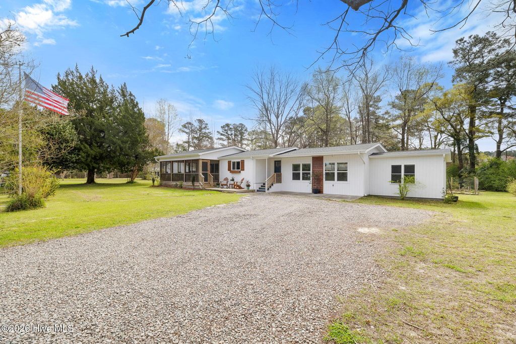 Photo of 5537 Mills Trail SE, Bolivia, NC 28422 (MLS # 100564116)