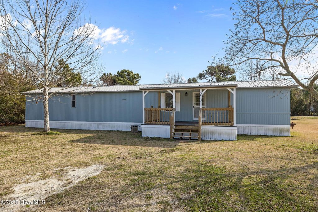 Photo of 670 Straits Road, Gloucester, NC 28528 (MLS # 100552808)