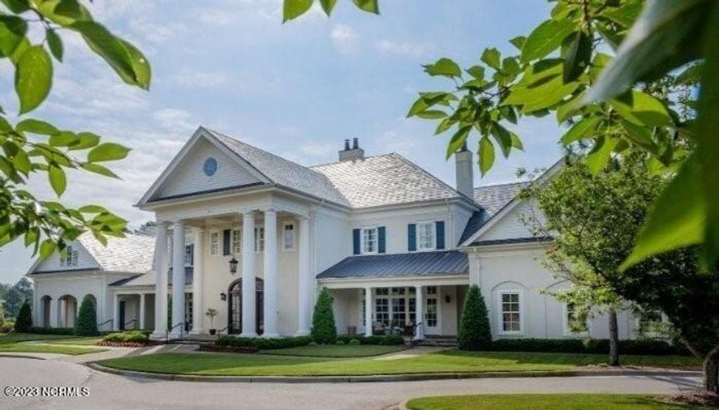 Photo of 6 Wicker Sham Court E, Pinehurst, NC 28374 (MLS # 100571143)