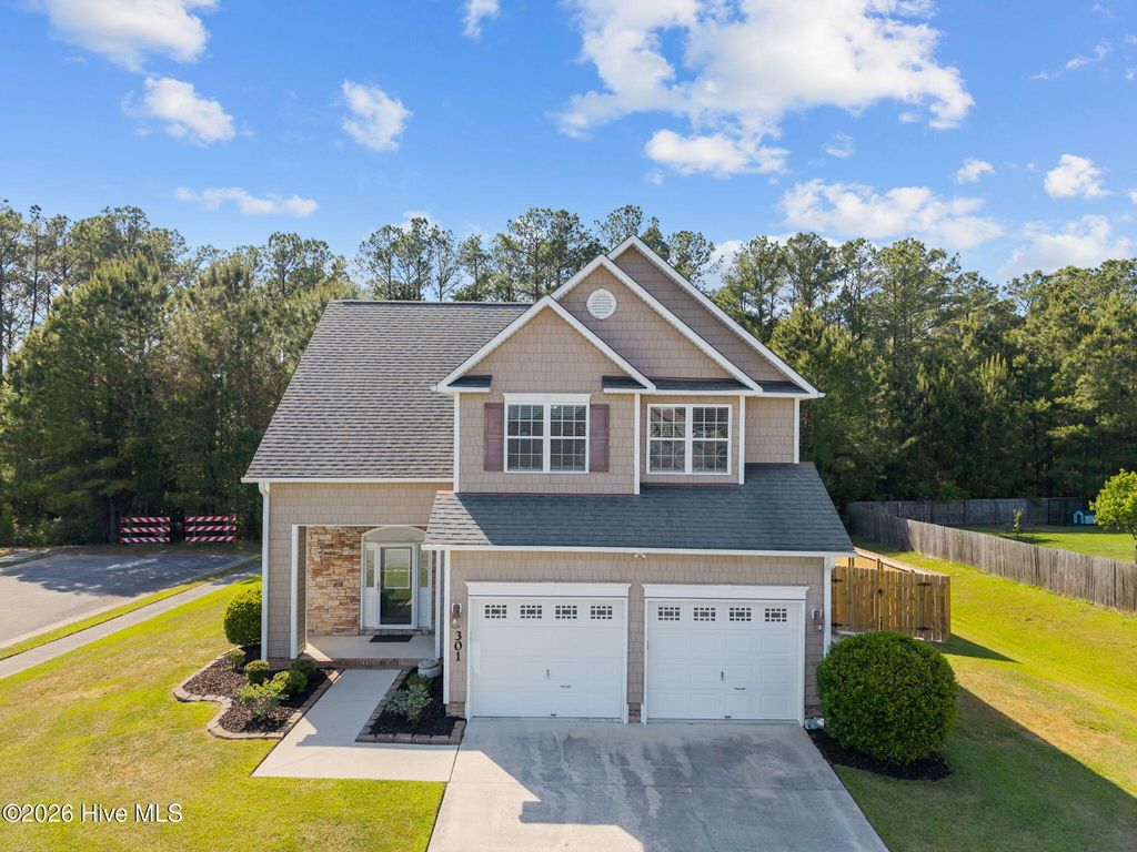 Photo of 301 Savannah Drive, Jacksonville, NC 28540 (MLS # 100569646)