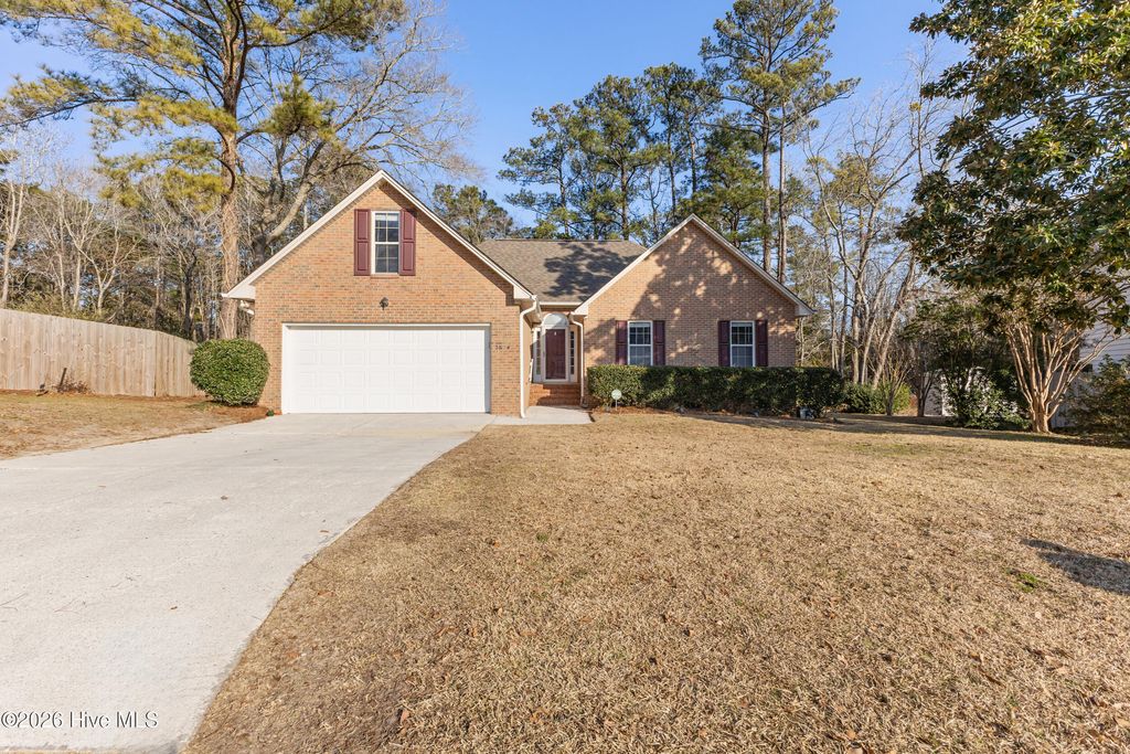Photo of 5624 E Whisper Creek Lane, Wilmington, NC 28409 (MLS # 100553711)
