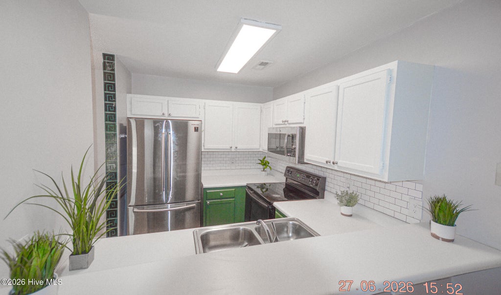 Photo of 5114 Lamppost Circle, Wilmington, NC 28403 (MLS # 100566990)