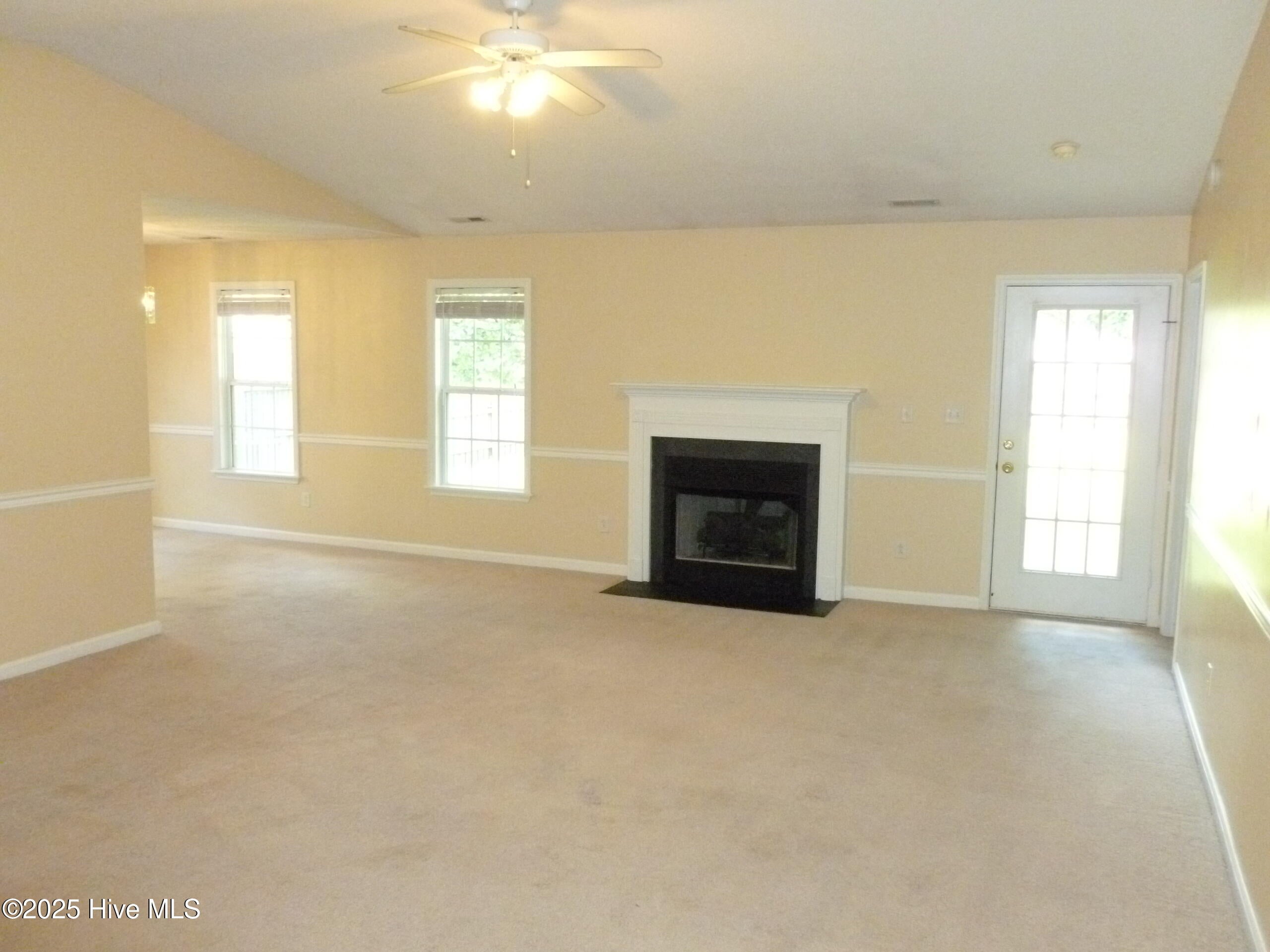 302 Carlisle Court