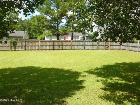 Tiny photo for 302 Carlisle Court, Jacksonville, NC 28540 (MLS # 100602675)