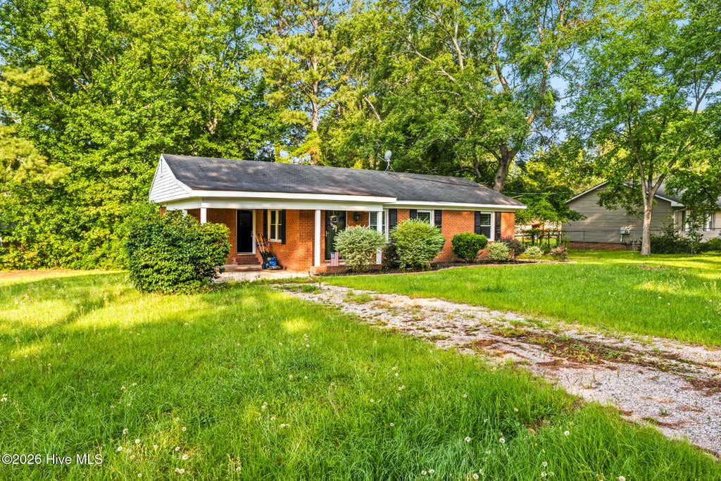 Photo of 1003 Rainwater Lane, Rockingham, NC 28379 (MLS # 100584668)