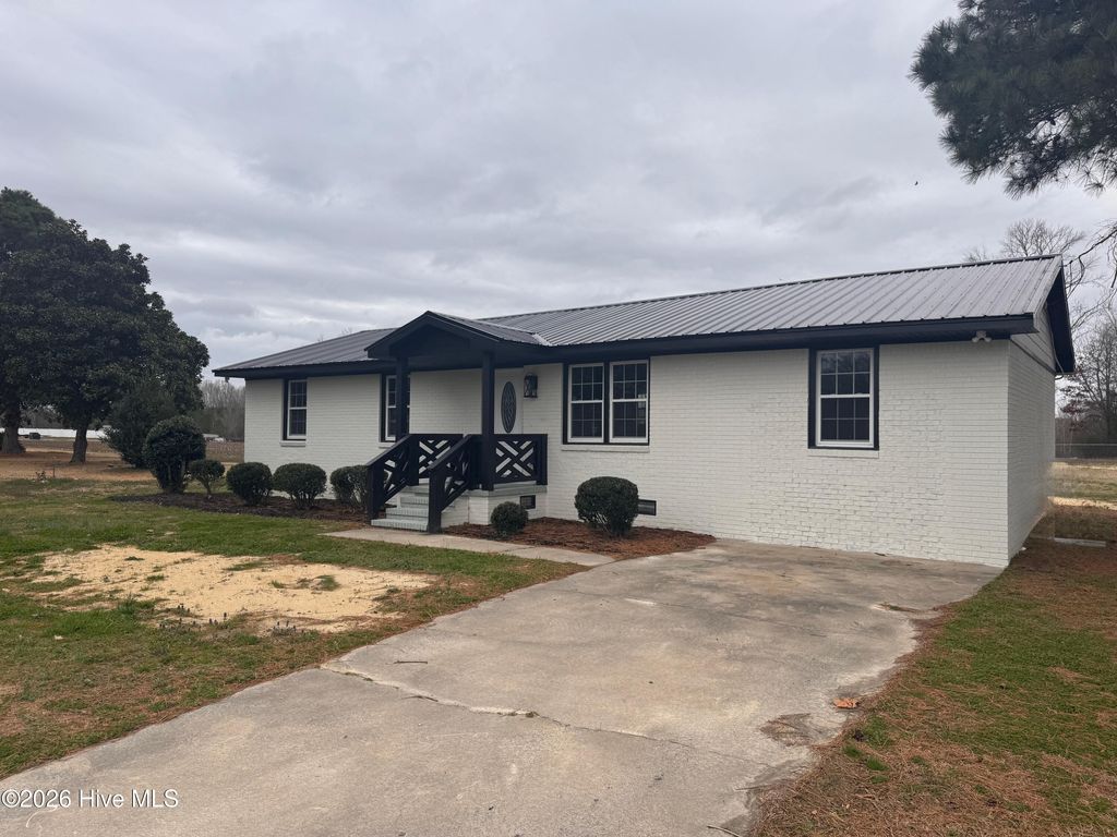 Photo of 19016 Us Highway 64, Williamston, NC 27892 (MLS # 100558638)