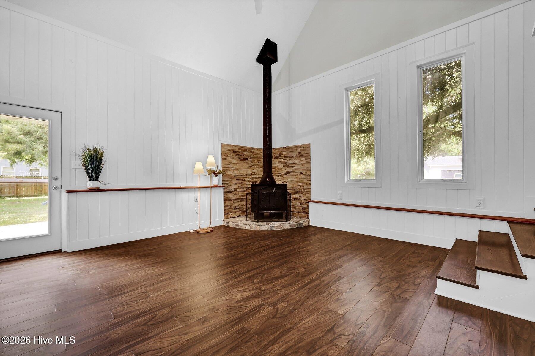 237 W Bedford Road