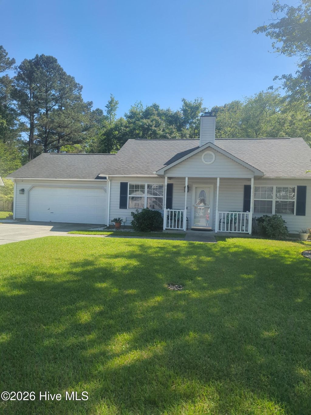 Photo of 107 Yellowwood Drive, Jacksonville, NC 28546 (MLS # 100568396)