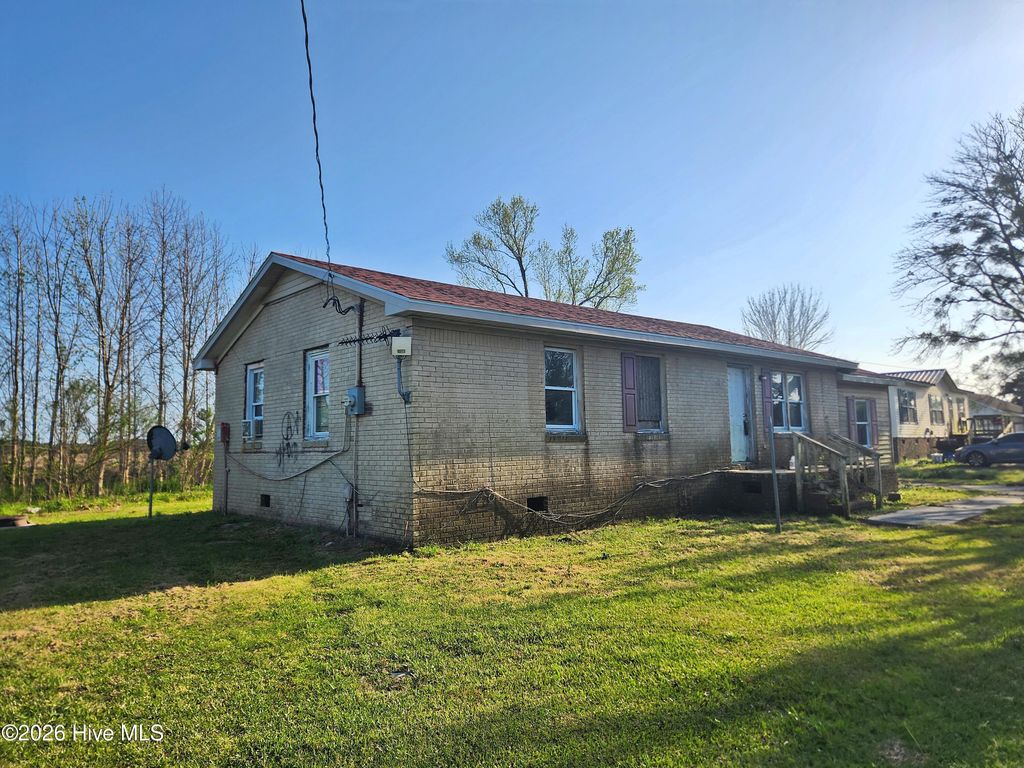 Photo of 1729 Swamp Road, Engelhard, NC 27824 (MLS # 100564666)