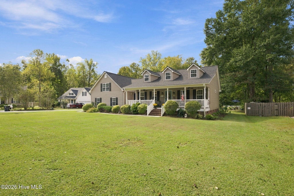 Photo of 100 Fern Court, New Bern, NC 28562 (MLS # 100611436)