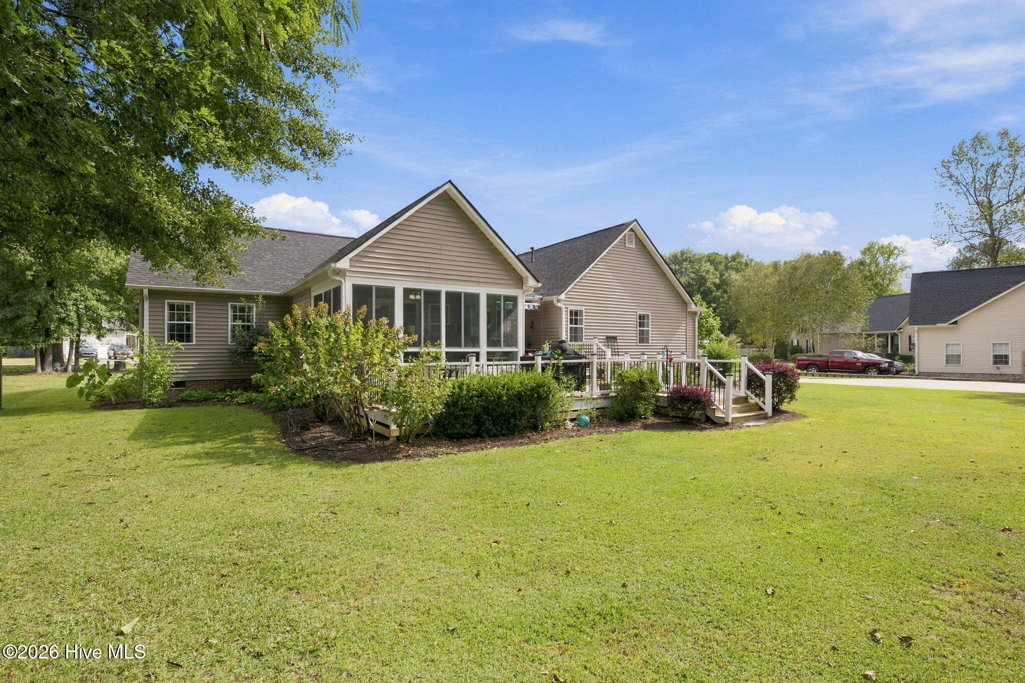 100 Fern Court