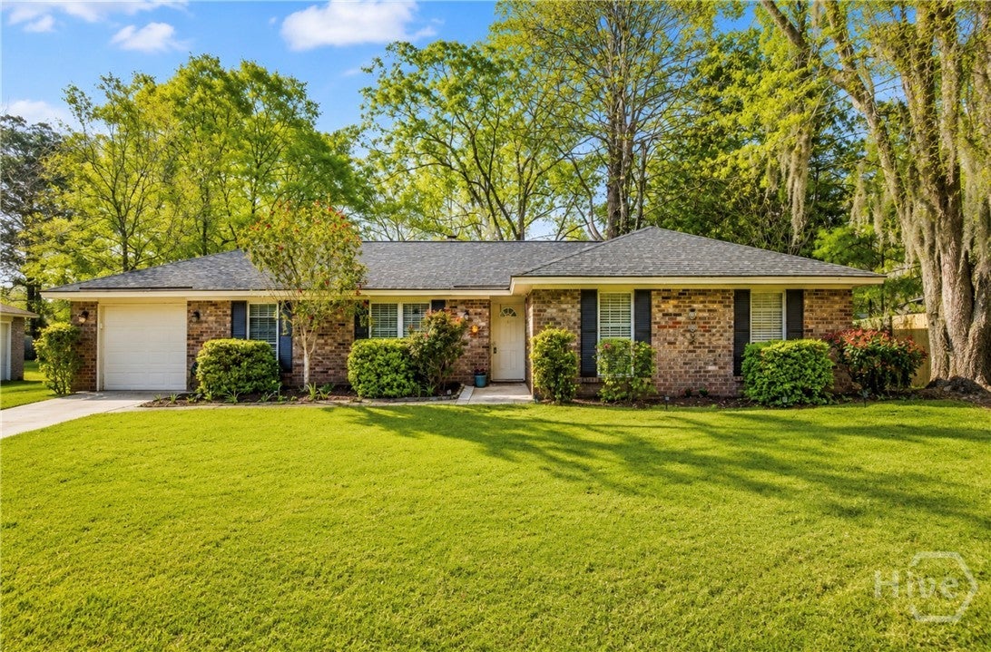 8 Chowning Drive
