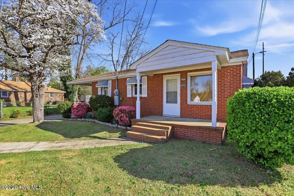 Photo of 312 Wilmington Avenue, Goldsboro, NC 27530 (MLS # 100562466)