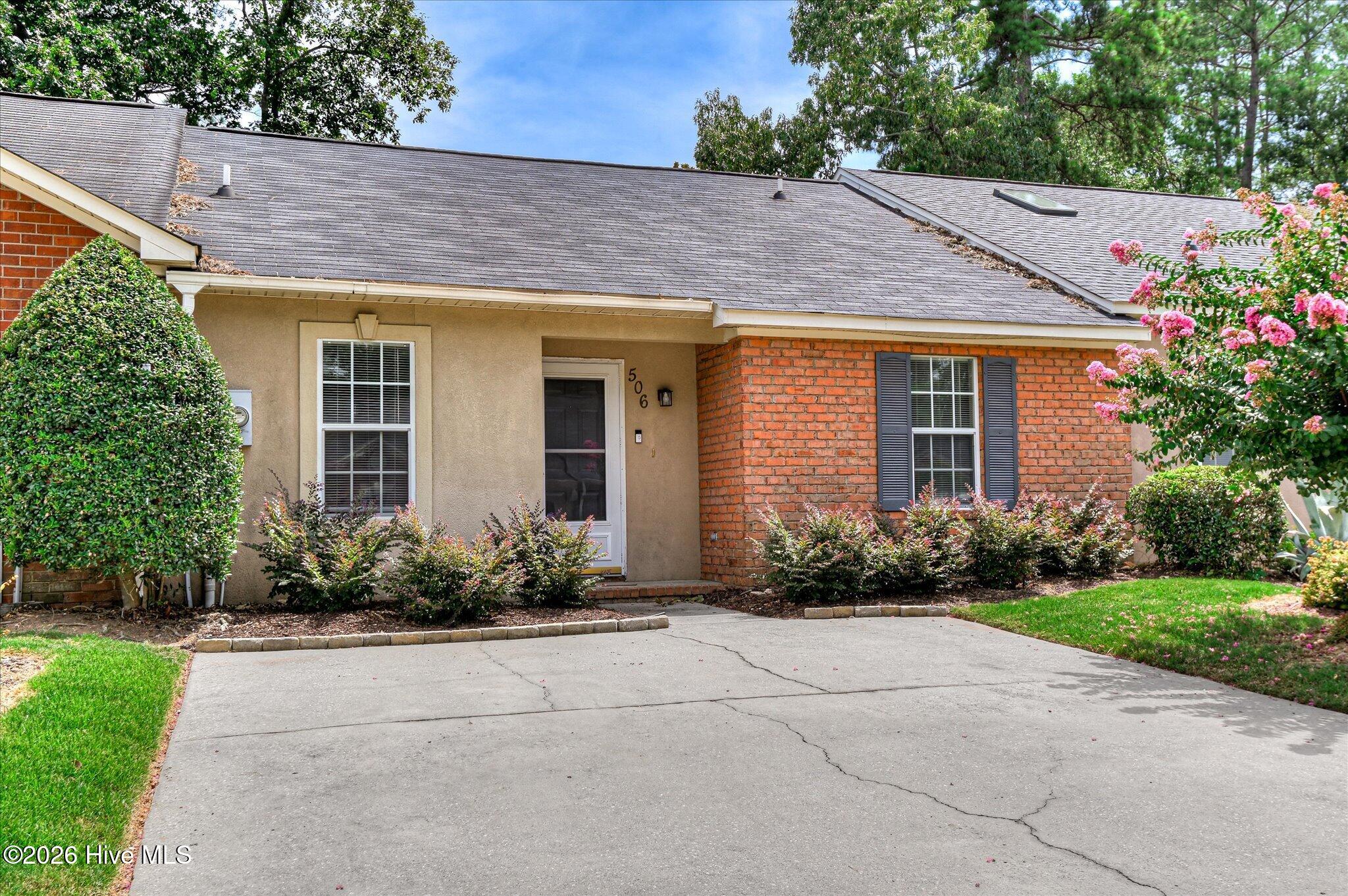 506 Brians Way