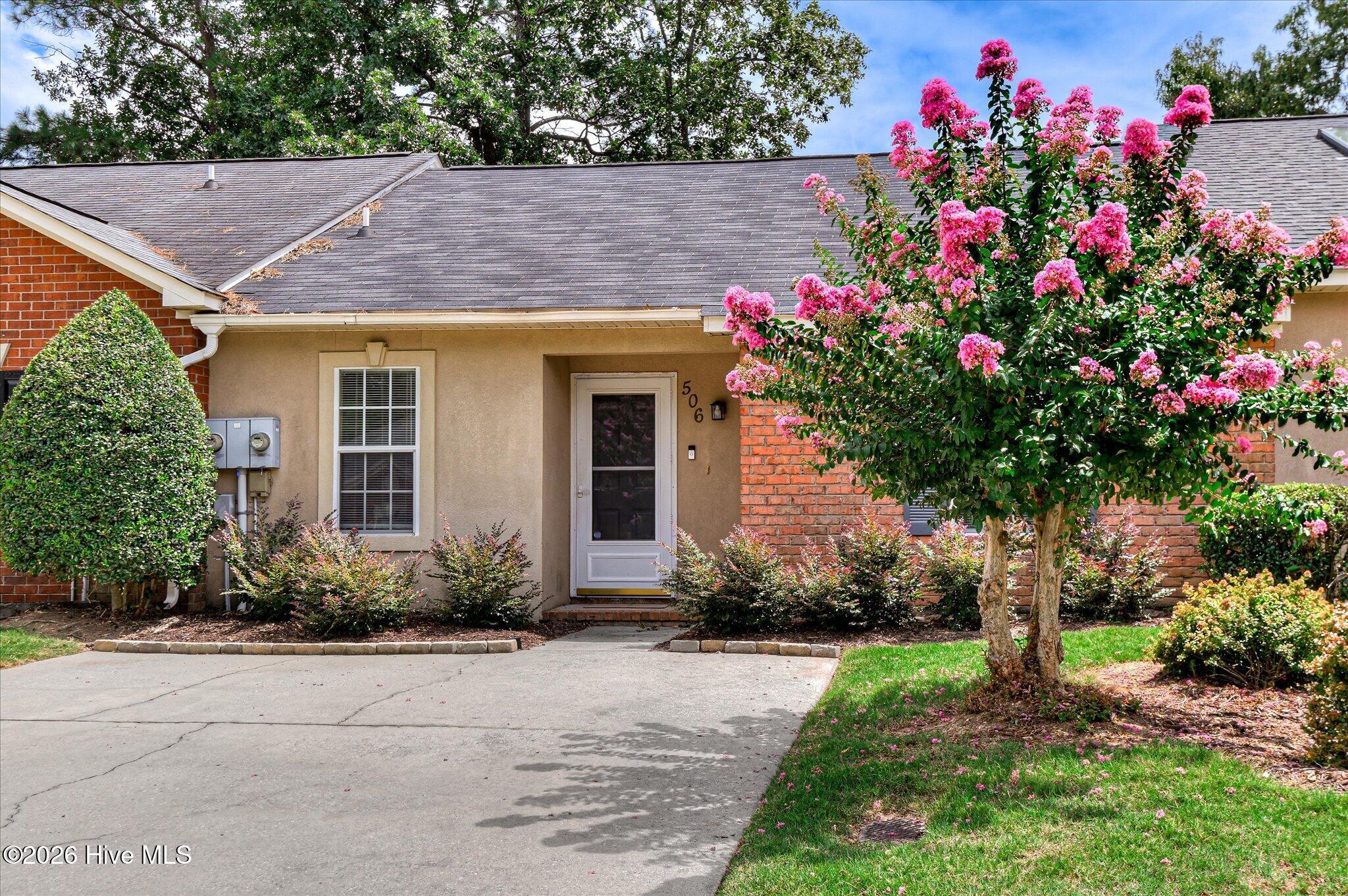 506 Brians Way