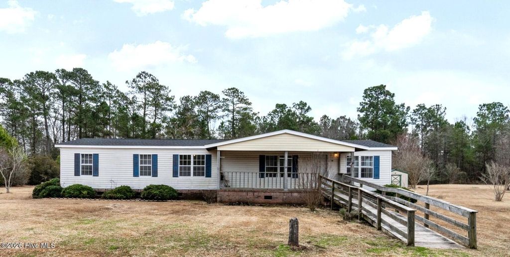 Photo of 101 Aberdeen Lane, Jacksonville, NC 28540 (MLS # 100556761)