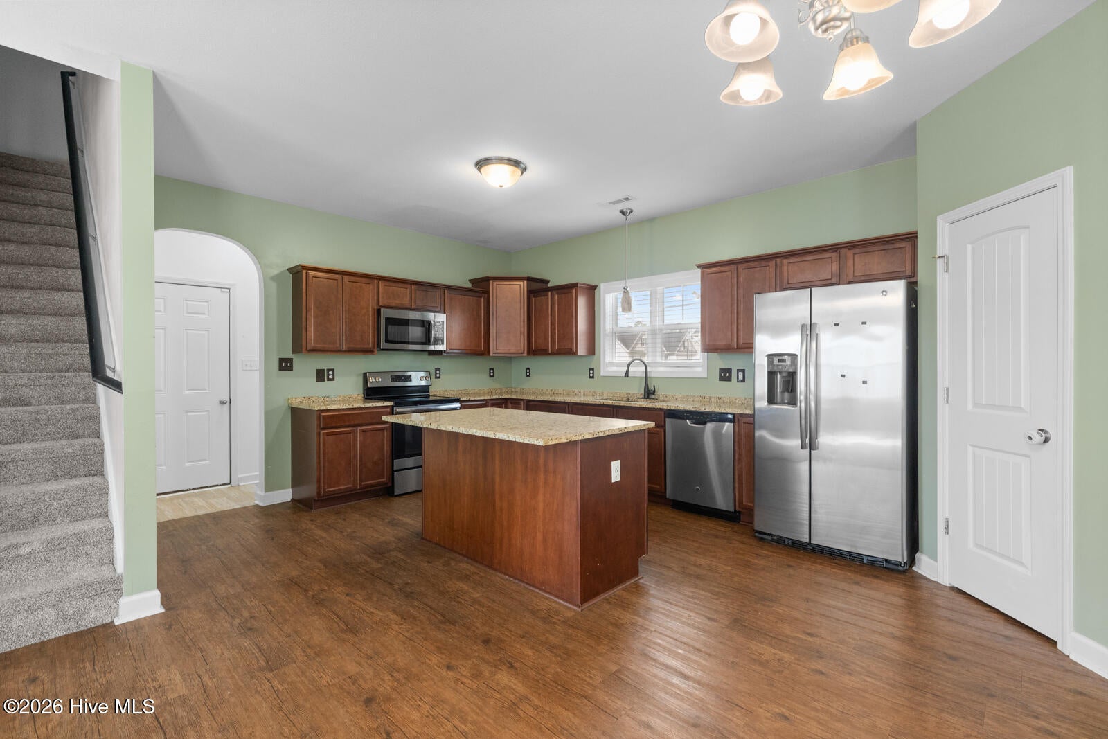 833 Tuscarora Trail