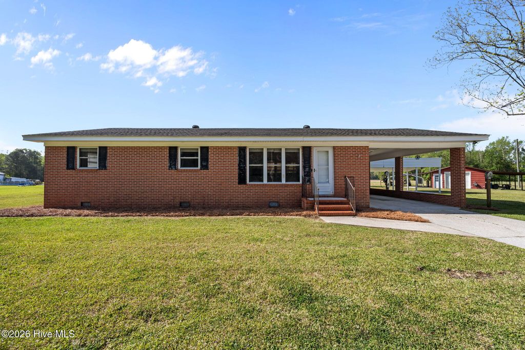 Photo of 2760 Sarecta Road, Pink Hill, NC 28572 (MLS # 100567321)