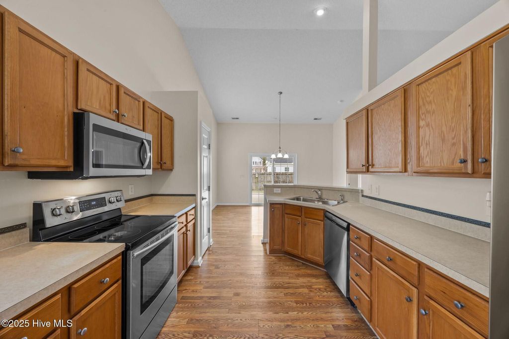 Photo of 103 Kenmore Court, New Bern, NC 28560 (MLS # 100546541)