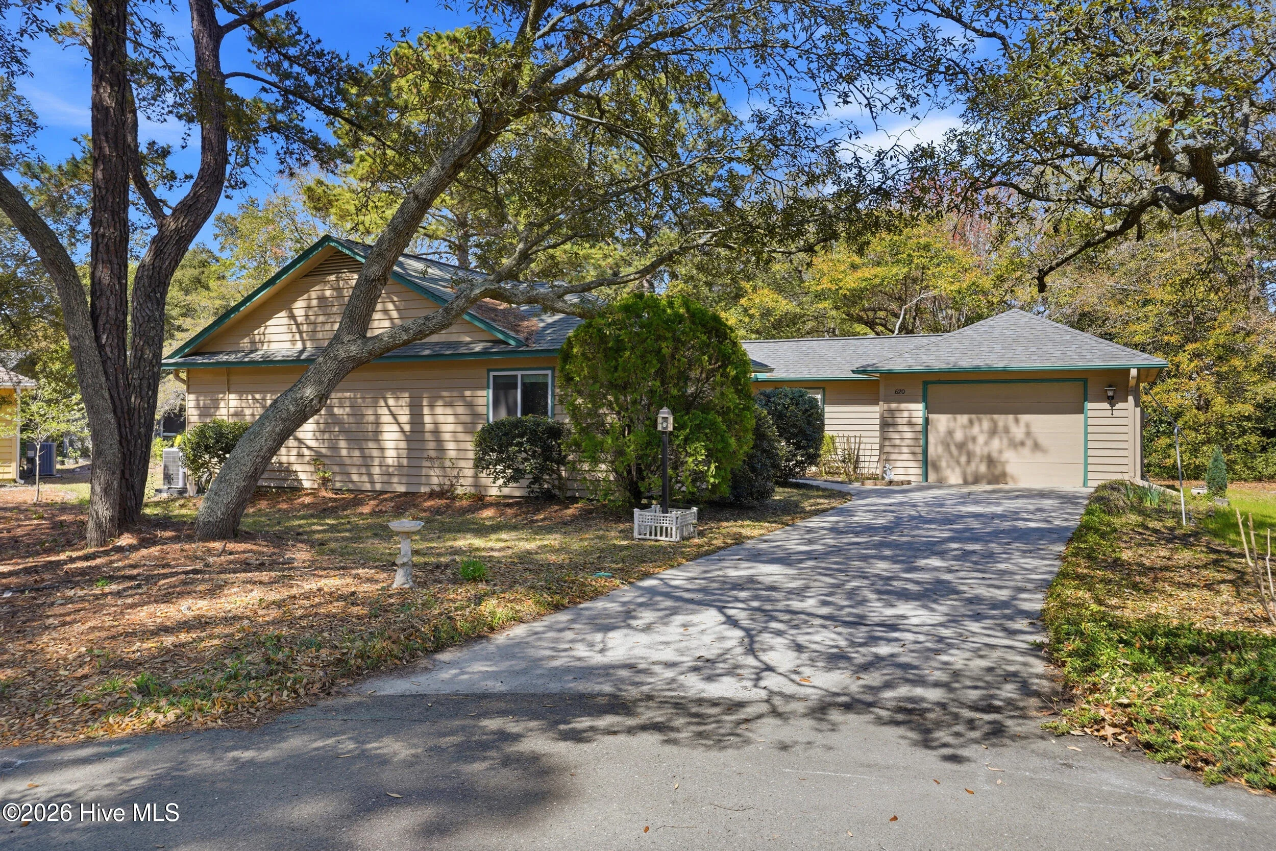 620 Jasmine Lane SW