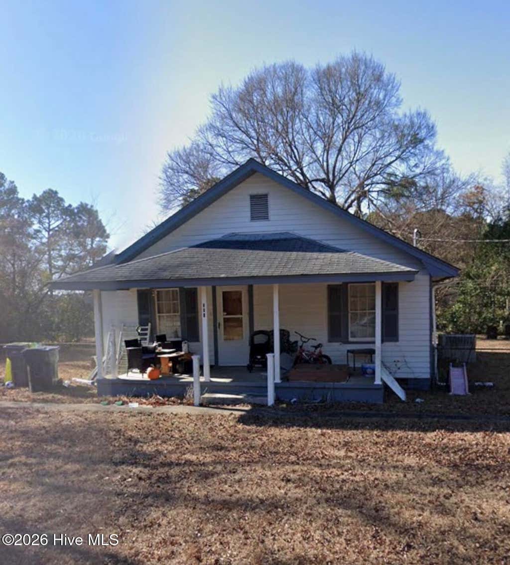 Photo of 309 N Farmers Road, Fayetteville, NC 28311 (MLS # 100588391)