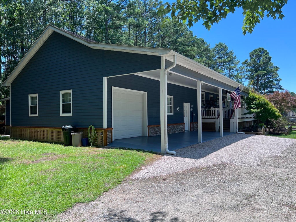 Photo of 205 Mill Creek Road, Stella, NC 28582 (MLS # 100608186)