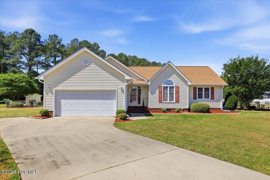 Photo of 106 Farrington Place, Goldsboro, NC 27534 (MLS # 100568876)