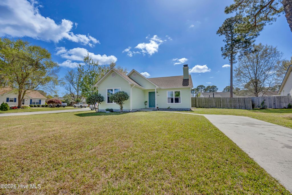 Photo of 2201 Foliage Court, Wilmington, NC 28411 (MLS # 100565198)