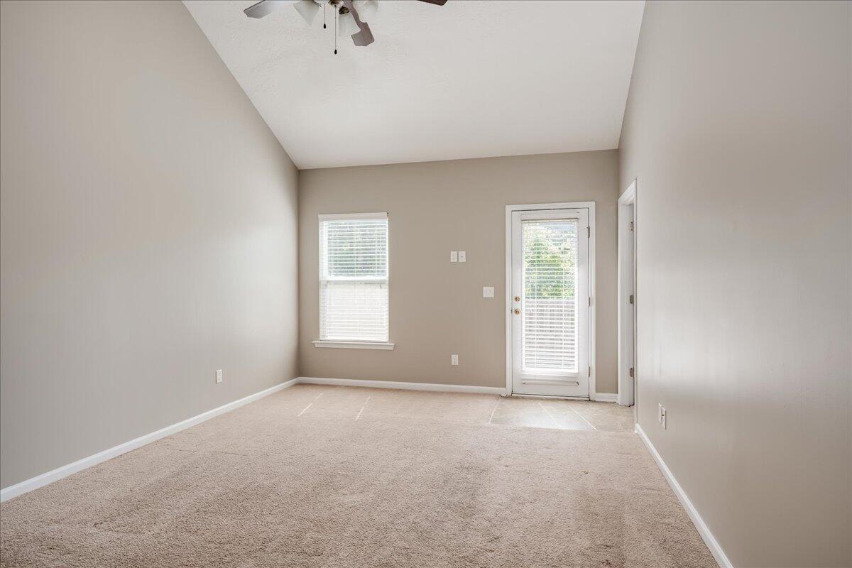 268 Lynbrook Way