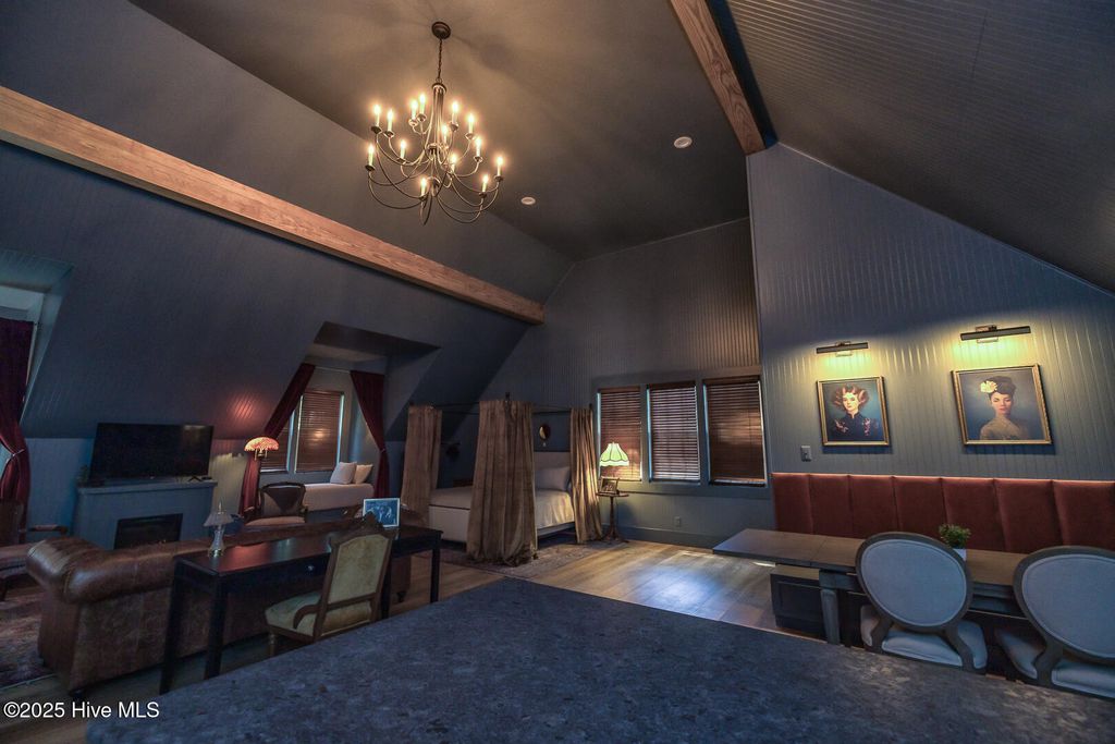 Photo of 5 Queen Street, Wilmington, NC 28401 (MLS # 100541868)