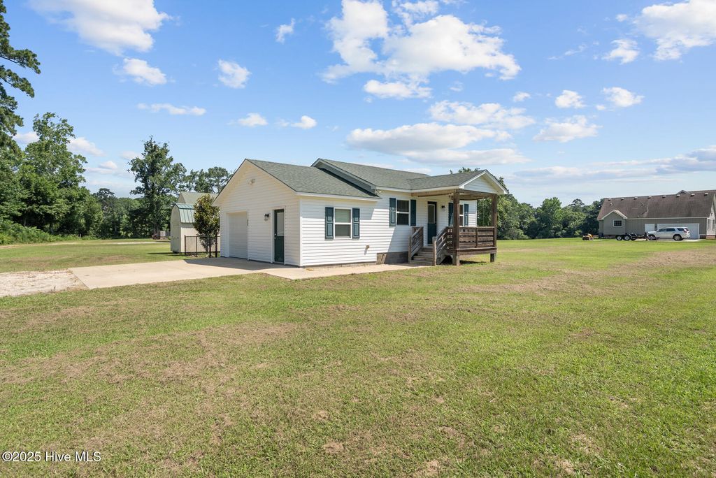 Photo of 102 Perry'S Way, Grandy, NC 27939 (MLS # 100540351)