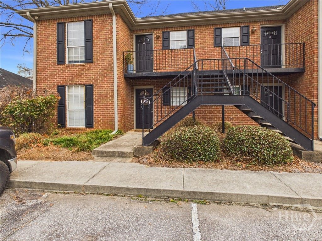Photo of 1055 Baxter Street #201, Athens, GA 30606 (MLS # CL350567)