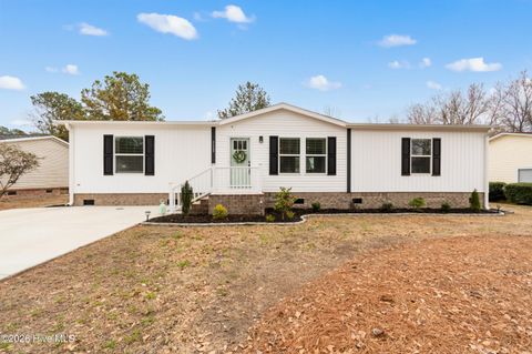 Mobile Home For Sale - 1112 Thrush Court<br/> Carolina Shores, NC 28467