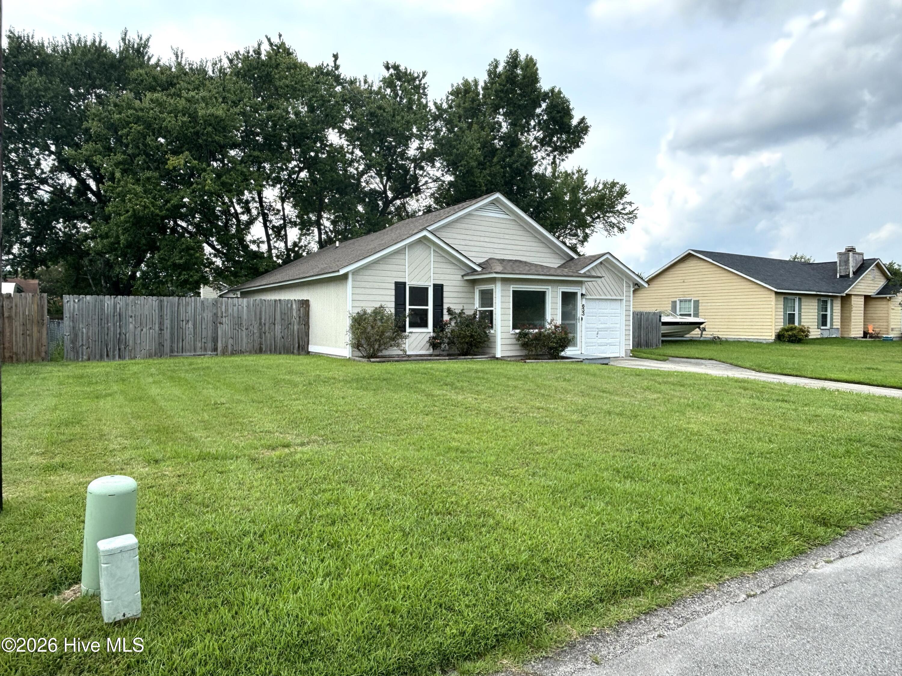 633 Foxfire Circle