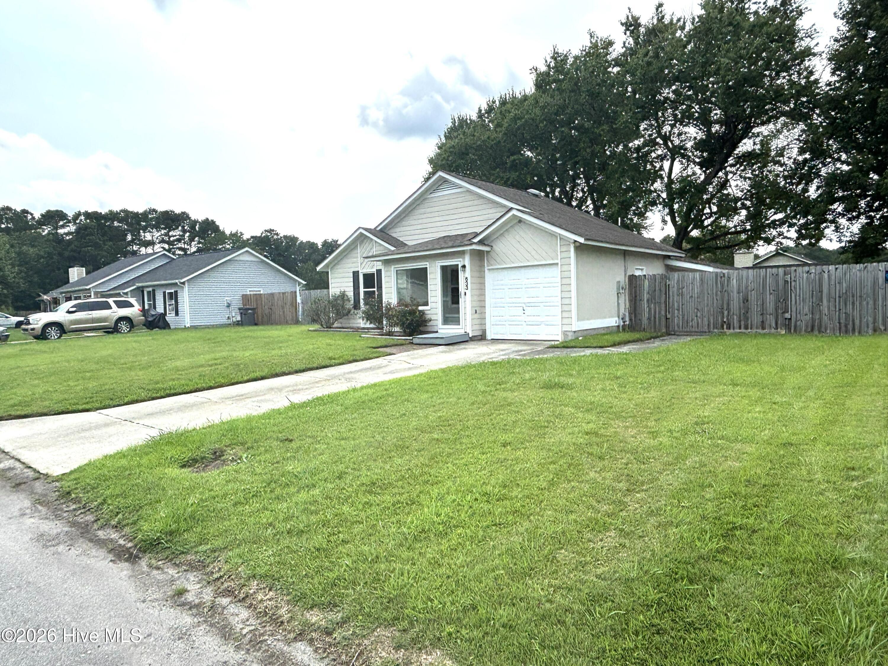633 Foxfire Circle